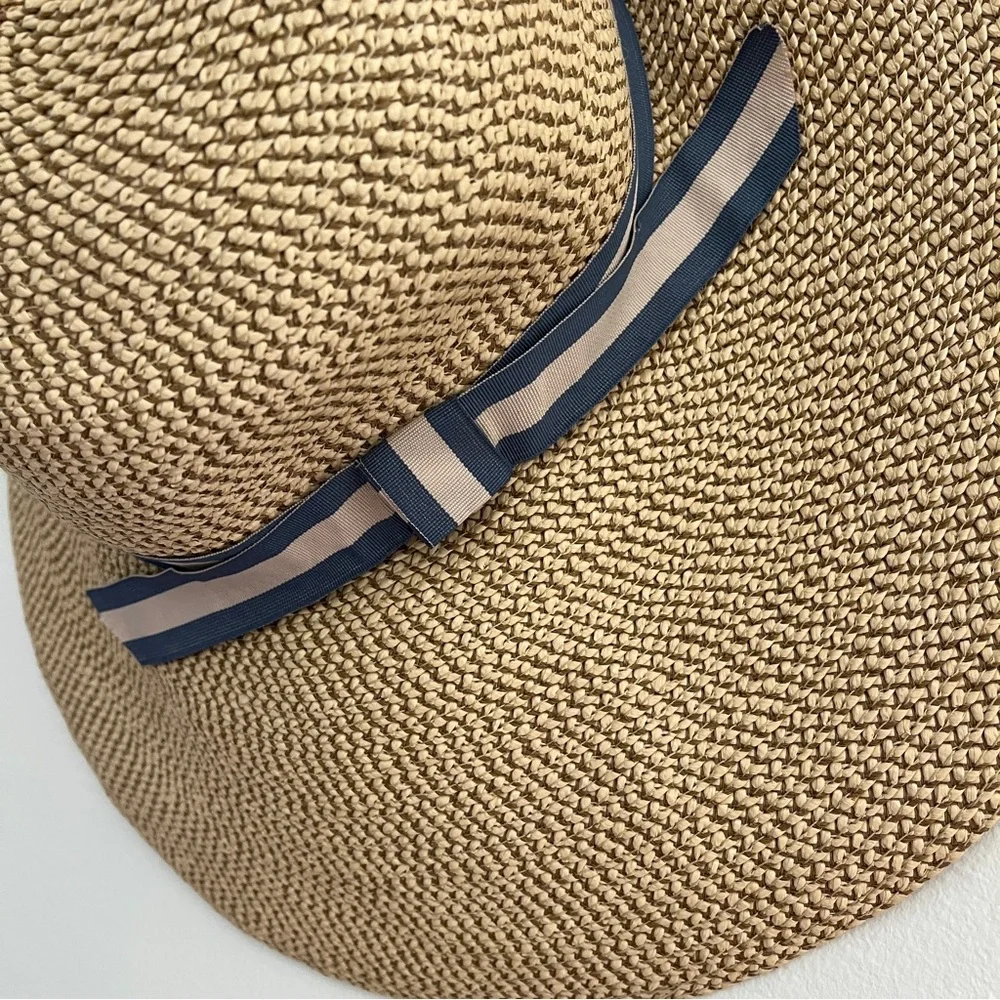 Eric Javits Bella Straw Sun Hat Blue and White Ribbon 5” Brim - Picture 2 of 4